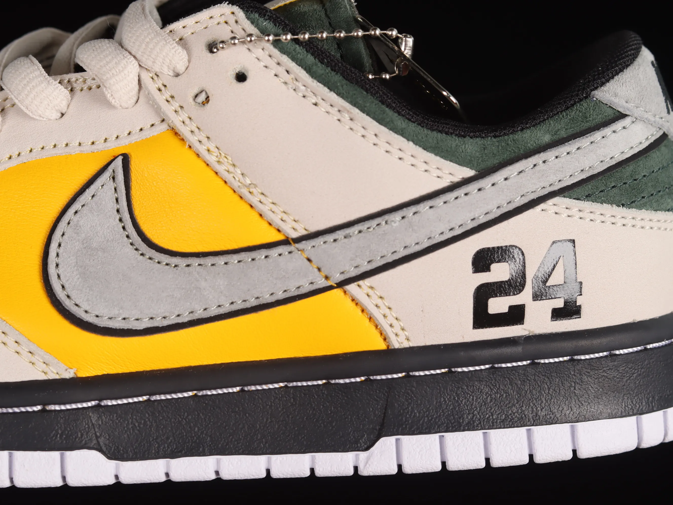 All categories Nk SB Dunk series Nk SB Dunk Low low-top sneakers Nk SB Dunk Low "Kobe" Kobe Bryant joint commemorative model SB low-top sports and leisure sneakers LF2428-005